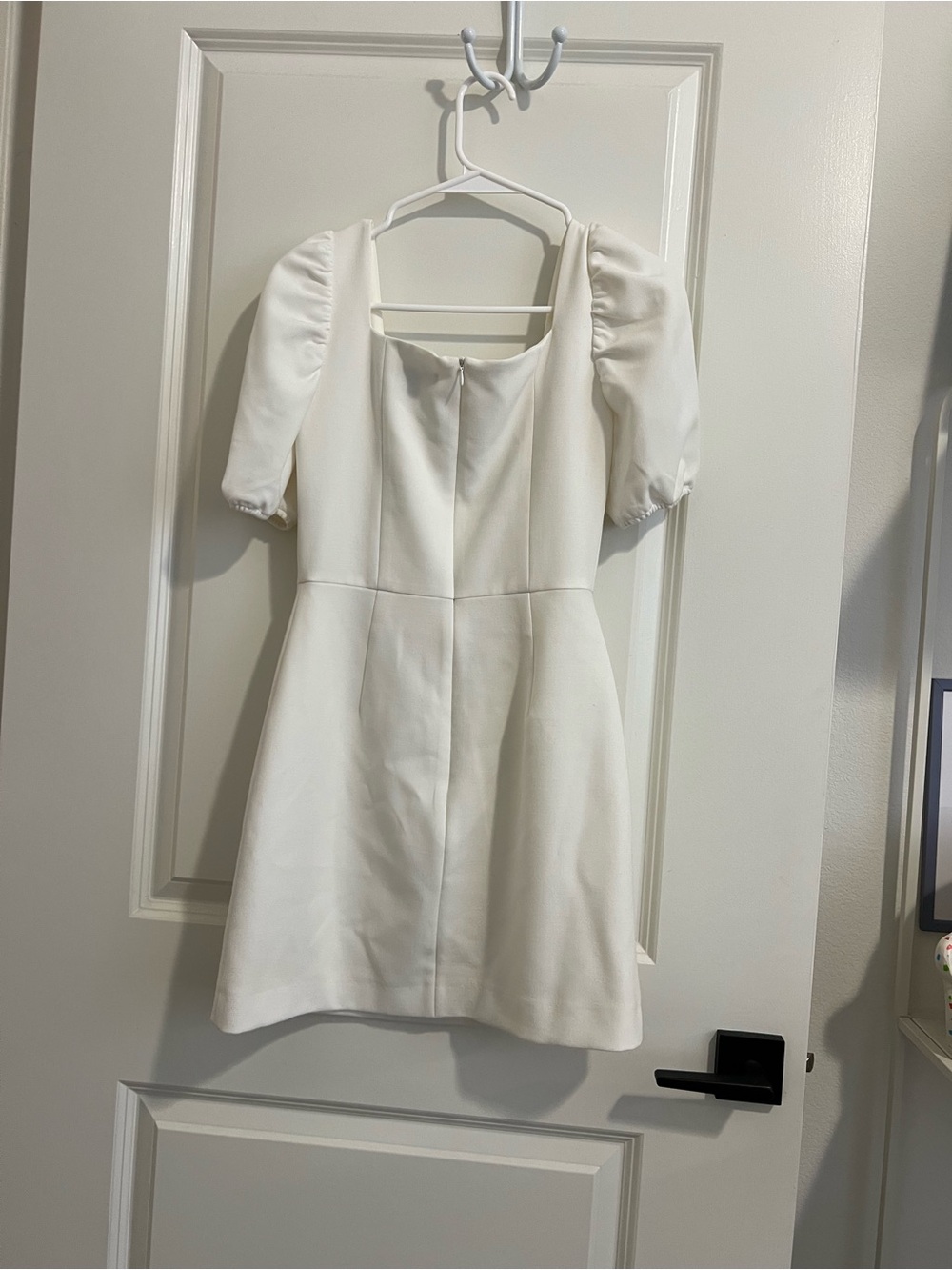 French Connection Berina Whisper Shift Dress in White - Picture 5 of 5